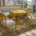 536 2537 FURNITURE SET